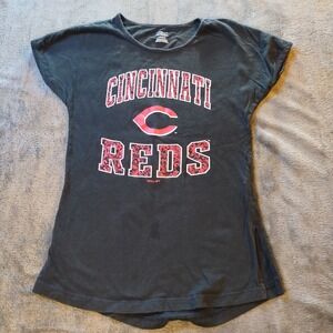 MLB Cincinnati Reds Baseball Womens Large Black Graphic Cap Sleeve T-Shirt Gen2